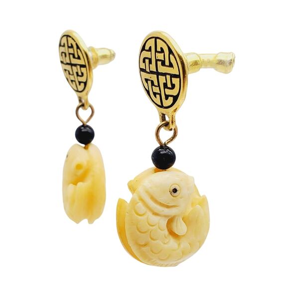 Carved Koi Fish Drop Earrings Asian Pierced Dangle Gold Tone Symbol Black Bead - Picture 4 of 8